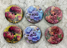 Load image into Gallery viewer, 1.18” Button -Flowers -assorted- Handcrafted -Great Adirondack-New