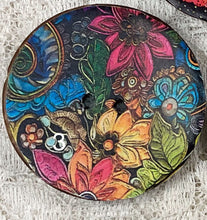 Load image into Gallery viewer, 1.25” Coconut Button -Bright Paisleys- 8 assorted styles-Great Adirondack-New