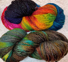 Load image into Gallery viewer, Sparkle Sock yarn -gold-single ply -merino 417 yds-colors-Black Fire-Speckled Pheasant
