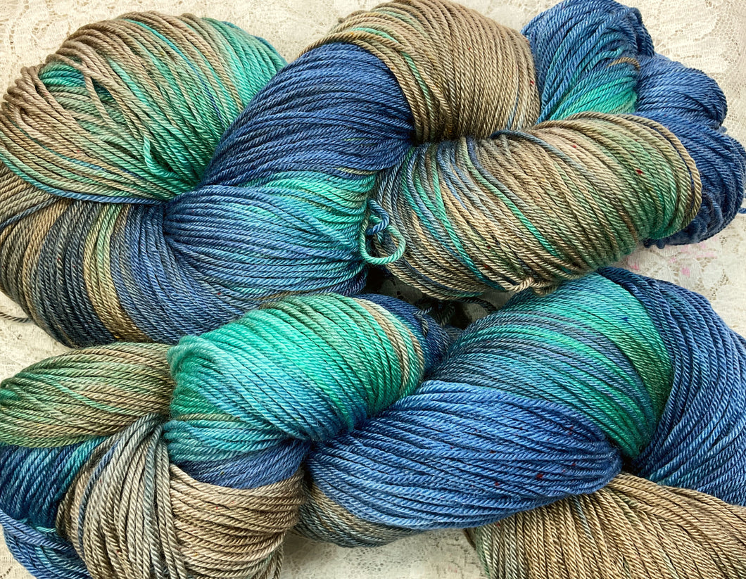 Cashmere Silk Merino Fingering wt Yarn 437 yds- Irresistible -Hand Dyed Color-Blue Jay-New!