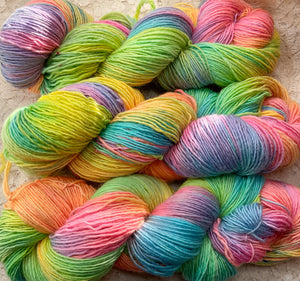 Fingering wt Superwash Merino -single  ply- yds-437 yds-Butterfly- Great Adirondack