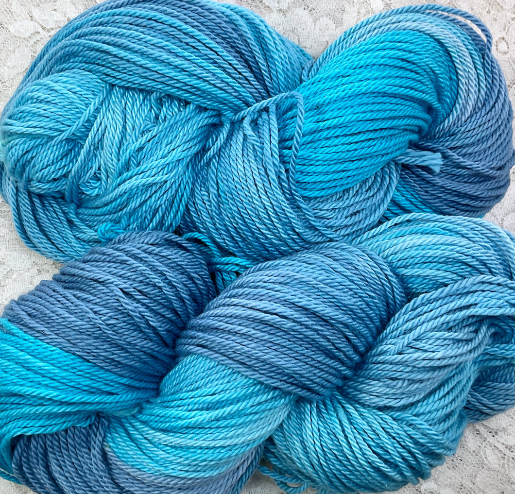 Organic cotton yarn 210 yds aran wt Hand Dyed Color-Sky Blues-Great Adirondack